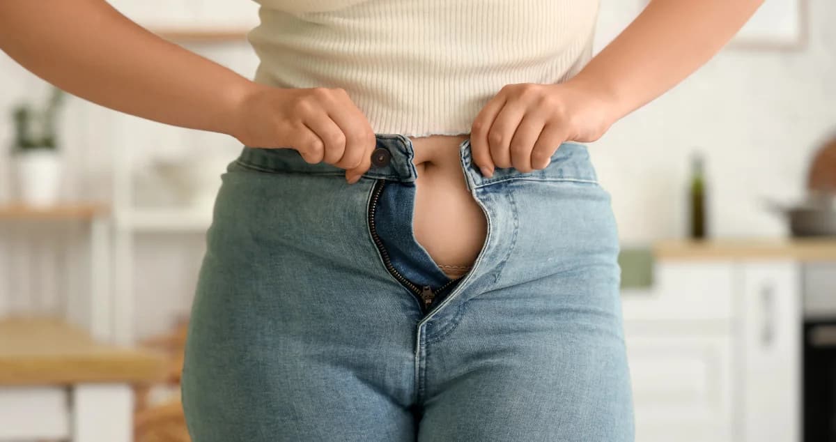 Menopausa engorda? Por que acontece e o que fazer